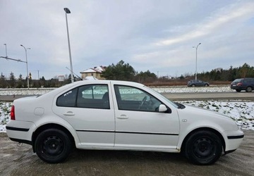 Volkswagen Bora Sedan 2.0 115KM 2003 Volkswagen Bora Volkswagen Bora 2.0 2.0 Benzyna 115KM, zdjęcie 6