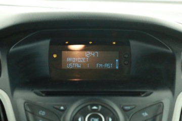 Ford Focus III Hatchback 5d facelifting 1.6 Ti-VCT 125KM 2014 Ford Focus 1.6 i, Salon Polska, Klima, Tempomat, zdjęcie 8