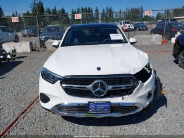 Mercedes GLC C254/X254 2025 Mercedes-Benz GLC 2025 MERCEDES-BENZ GLC 350E 4MATIC 2.0 Hybryda 201KM, zdjęcie 11