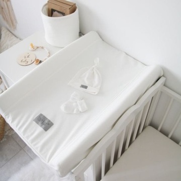 Чехол на пеленальный столик кремовый - Tiny Star