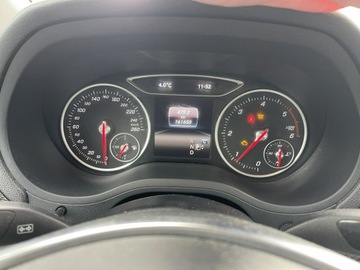 Mercedes Klasa B W246 Sports Tourer Facelifting 1.5 180 d 109KM 2017 Mercedes B 180 Automat Skóra Klimatronik LED, zdjęcie 8
