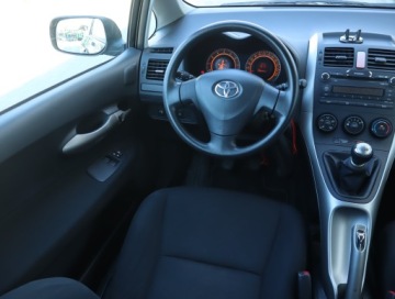 Toyota Auris I Hatchback 1.4 i 16V VVT-i 97KM 2007 Toyota Auris 1.4 VVT-i, Klima, zdjęcie 6