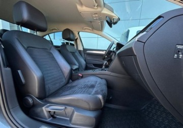 Volkswagen Passat B8 Limousine 2.0 TSI BlueMotion Technology 280KM 2016 Volkswagen Passat Highline Pakiet Business, 4Motion, 280KM, DCC, GPS, ACC, zdjęcie 15