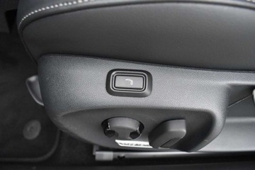 Volkswagen Passat B8 Variant Facelifting 2.0 TDI SCR 150KM 2025 Volkswagen Passat Variant 150KM TDI DSG Elegance IQDrive Alu17 Kamera360 H, zdjęcie 29