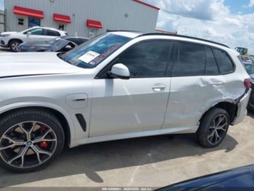 BMW X5 G05 2023 BMW X5 2023 BMW X5 PHEV XDRIVE45E 3.0 Hybryda 282KM, zdjęcie 8