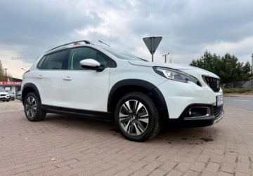 Peugeot 2008 I SUV Facelifting 1.2 PureTech 110KM 2017 Peugeot 2008 1.2 T NAVI Ledy Panorama dach 1.2 Benzyna 110KM, zdjęcie 24