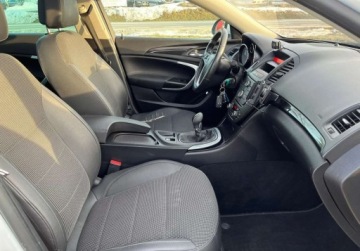 Opel Insignia I Sports Tourer 2.0 CDTI ECOTEC 130KM 2010 Opel Insignia 2,0 Diesel 130 KM, Full Opcja 2.0 Diesel 130KM, zdjęcie 11