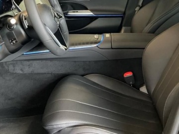 Mercedes Klasa E W214 Sedan 2.0 220d 197KM 2026 E Klasa 220 d 4-Matic AMG 2.0 (197KM) 2026, zdjęcie 4