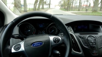 Ford Focus III Kombi 1.6 Duratec 125KM 2012 Focus . Klimatyzacja . . 2 x PDC . . Grzane Fotele , Szyby i Lusterka . ., zdjęcie 14