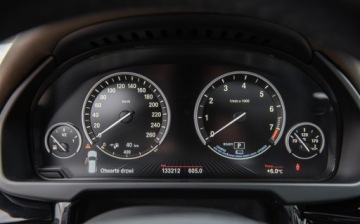 BMW X5 F15 SUV xDrive40e 313KM 2016 BMW X5 40e 313KM INDYVIDUAL Skora Pano Navi Full Serwis Gwarancija, zdjęcie 20