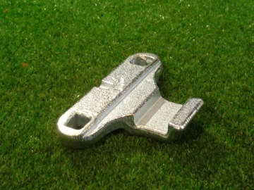 ЗАЖИМ ДЛЯ РЕЗКИ NH 84073333 NEW HOLLAND