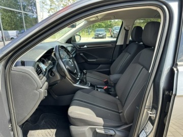 Volkswagen T-Roc I SUV 1.6 TDI 115KM 2020 Volkswagen T-Roc Grzane fotele, Lane Assist, Clima, zdjęcie 11