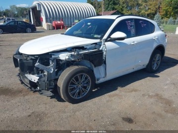 Alfa Romeo Stelvio SUV Facelifting 2.0 Turbo 280KM 2022 Alfa Romeo Stelvio Sprint 2022 2.0l 2.0 Benzyna 280KM, zdjęcie 1