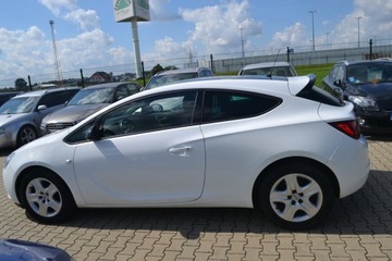 Opel Astra J GTC 1.4 Turbo ECOTEC 120KM 2014 Opel Astra GTC, zdjęcie 2