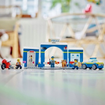 ПОЛИЦЕЙСКИЙ УЧАСТОК LEGO CITY — ПОГОНЯ
