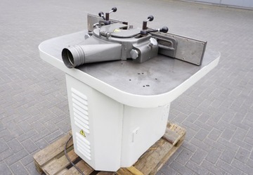 FREZARKA DOLNOWRZECIONOWA BAUERLE 7,5kW BLAT: 1100x920mm żeliwna prowadnica