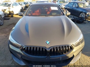 BMW Seria 8 II 2022 BMW Seria 8 M850i, 2022r., 4x4, 4.4L, zdjęcie 4