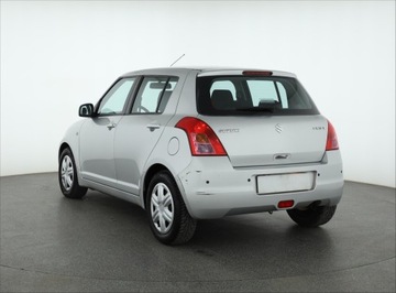 Suzuki Swift IV Hatchback 5d 1.3 92KM 2010 Suzuki Swift 1.3 i, Salon Polska, 1. Właściciel, zdjęcie 3