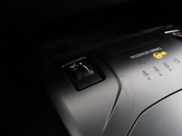 Toyota Avensis III Wagon Facelifting 2015 1.8 Valvematic 147KM 2016 Toyota Avensis Edition-S automat navi grzane, zdjęcie 25