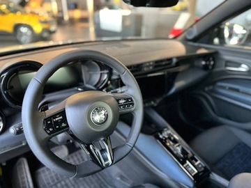 Alfa Romeo Junior 2025 ALFA ROMEO Junior Ibrida Suv 1.2 (145KM) 2025, zdjęcie 5