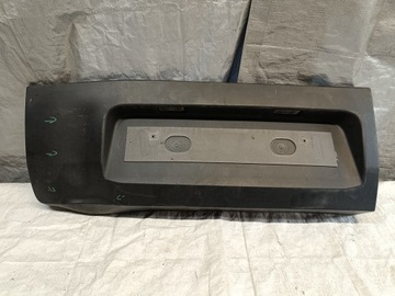 FORD TRANSIT MK8 13-19 LISTWA DRZWI TYLNA LEWA TYŁ PODŚWIETLENIE TABLICY