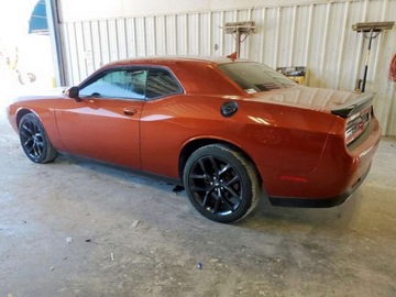 Dodge Challenger III 2021 Dodge Challenger Sxt 2021 3.6l 3.6 Benzyna 303KM, zdjęcie 1