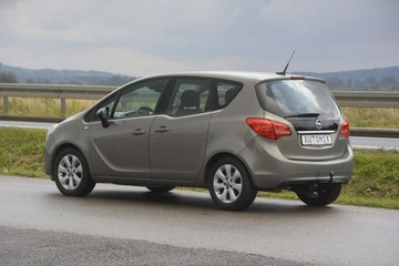 Opel Meriva II Mikrovan Facelifting 1.6 CDTI Ecotec 110KM 2016 Opel Meriva 1.6CDTI doinwestowany nawigacja hak, zdjęcie 4