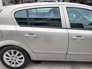 OPEL ASTRA H III 3 Z167 DRZWI PRAWE TYLNE TYŁ 5D HB HATCHBACK
