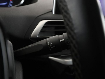 Peugeot 5008 II Crossover 1.2 PureTech 130KM 2018 Peugeot 5008 Allure navi PDC hak 7-osob. tempomat, zdjęcie 33