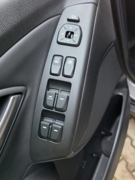 Hyundai ix35 SUV Facelifting 1.6 GDI 135KM 2015 Hyundai ix35 1 wl ASO kamera navi 4x grz. fotele polskora Gwarancja, zdjęcie 28