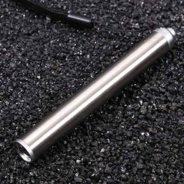 Легкий, универсальный, длинный перезаряжаемый фонарик.