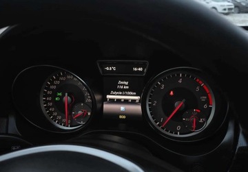 Mercedes CLA C117 Coupe 1.8 200 CDI 136KM 2014 Mercedes-Benz CLA SLICZNY 1.8 CDi Bogata Wersja ORYGINAL Zadbany SERWIS 20, zdjęcie 15