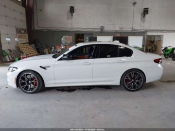 BMW Seria 5 G90-91 2023 BMW M5 2023 4.4l 4.4 Benzyna 617KM, zdjęcie 2