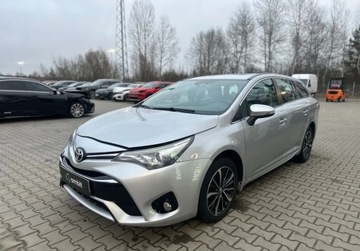 Toyota Avensis III Sedan Facelifting 2015 2.0 D-4D 143KM 2018 Toyota Avensis 2.0D4D 143KM 2018r. Premium Salon Polska F-Vat 23 2.0 143KM, zdjęcie 2