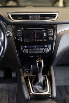 Nissan Qashqai II Crossover Facelifting 1.3 DIG-T  160KM 2019 Nissan Qashqai 1.3 DIG-T N-Connecta DCT 1.3 Benzyna 160KM, zdjęcie 26