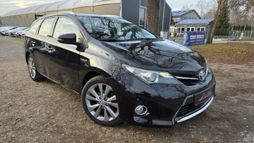 Toyota Auris II Touring Sports Hybrid 135 136KM 2014 Toyota Auris 1.8 HSD136KM Kamera Serwis