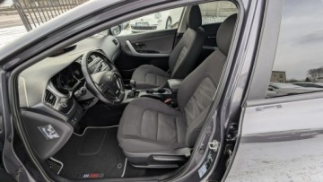 Kia Ceed II 2014 Kia Cee'd 1.4i 100PS OPŁACONY Bezwypadkowy, zdjęcie 13