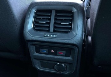 Volkswagen Tiguan II SUV Facelifting 1.5 TSI 150KM 2021 Volkswagen Tiguan Life Pakiet Premium, FV 23, ACC, Kamera cofania, Asyste, zdjęcie 33