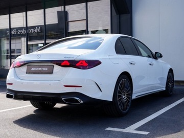 Mercedes Klasa E W214 Sedan 2.0 220d 197KM 2025 E Klasa 220 d 4-Matic AMG 2.0 (197KM) 2025, zdjęcie 3