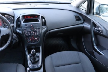 Opel Astra J GTC 1.7 CDTI ECOTEC 110KM 2014 Opel Astra 1.7 CDTI, Salon Polska, Serwis ASO, zdjęcie 7