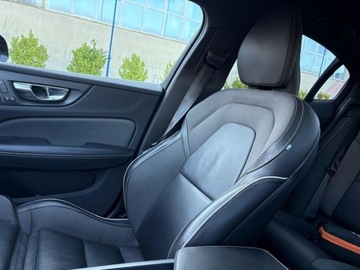 Volvo S60 III 2021 Volvo S60 2.0 B5 250KM AWD R Design ACC Kamera Virtual LED Grzana SzybaSal, zdjęcie 23