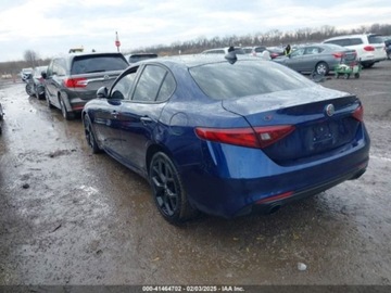 Alfa Romeo Giulia II Sedan Facelifting 2.0 Turbo 280KM 2020 Alfa Romeo Giulia 2020 2.0l 2.0 Benzyna 280KM, zdjęcie 3