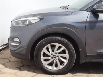 Hyundai Tucson III SUV 1.7 CRDi 141KM 2016 Hyundai Tucson 1.7 CRDi, Salon Polska, zdjęcie 12