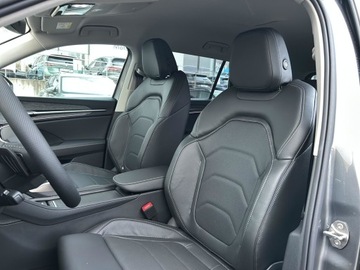 Skoda Kodiaq II 2025 Skoda Kodiaq Selection 1.5 TSI iV PHEV 204 KM plug, zdjęcie 3