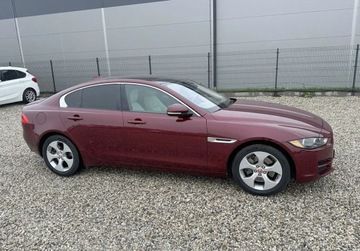 Jaguar XE Sedan 2.0 i4 200KM 2016 Jaguar XE 2.0 BENZ 200 KM 136.000 km Warszawa 2.0 Benzyna 200KM