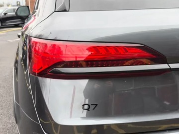 Audi Q7 II 2025 AUDI Q7 60 TFSI e quattro S Line Suv 3.0 (490KM) 2025, zdjęcie 19