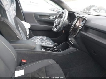 Volvo 2023 Volvo C40 Recharge Pure Electric Twin eAWD Plus Elektryczny 402KM, zdjęcie 8