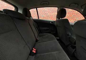 Opel Astra H Hatchback 5d 1.6 Twinport ECOTEC 105KM 2004 Opel Astra automat klima Alu Gwarancja w cenie Warszawa VWWL 1.6 Benzyna, zdjęcie 17