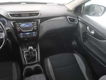 Nissan Qashqai II Crossover 1.2 DIG-T 115KM 2017 Nissan Qashqai 1.2 DIG-T, Salon Polska, Klima, zdjęcie 7