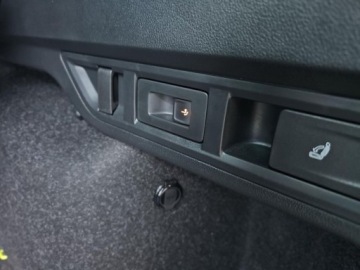 Skoda Octavia IV Kombi 2.0 TDI 150KM 2024 Skoda Octavia Sportline DSG, HAK, 2komplet kol, Serwis ASO, VAT 23 2.0, zdjęcie 16